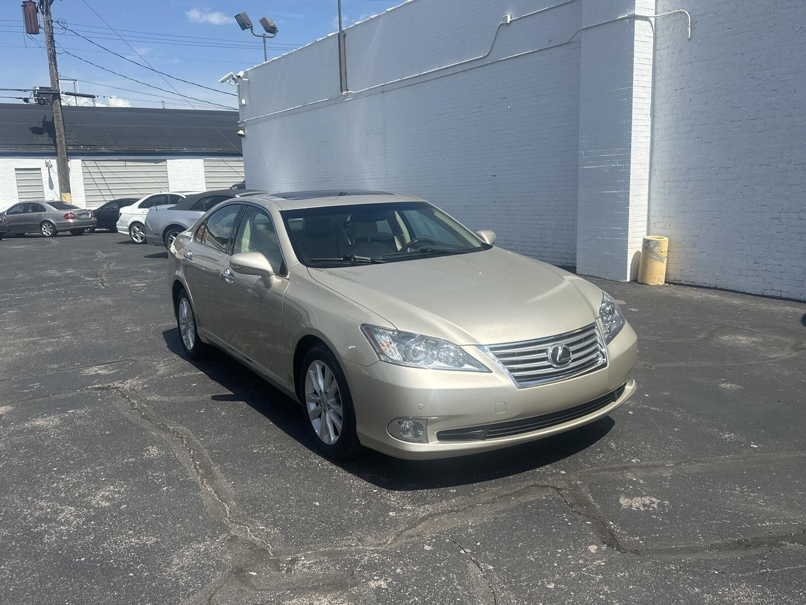 2011 LEXUS ES