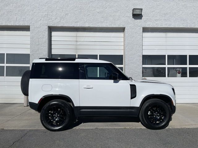 2024 LAND ROVER Defender