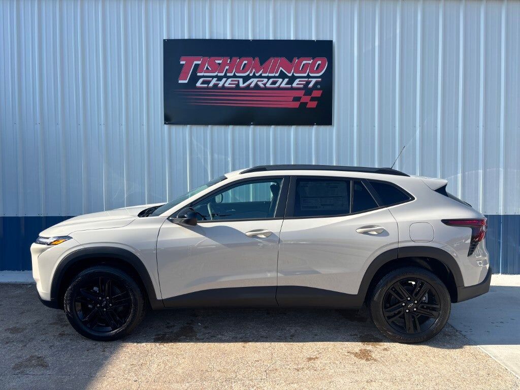 2026 CHEVROLET Trax