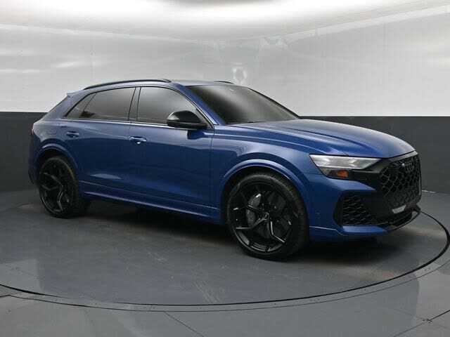 2025 AUDI RS Q8