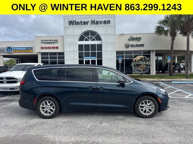 2023 CHRYSLER Pacifica