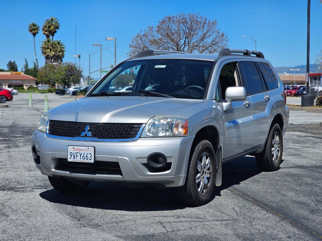 2011 MITSUBISHI Endeavor