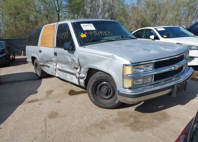1995 CHEVROLET Suburban