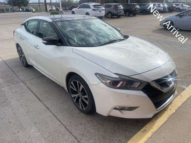 2016 NISSAN Maxima