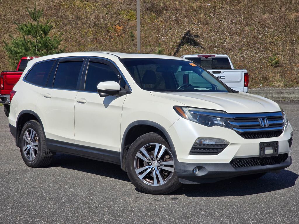 2017 HONDA Pilot