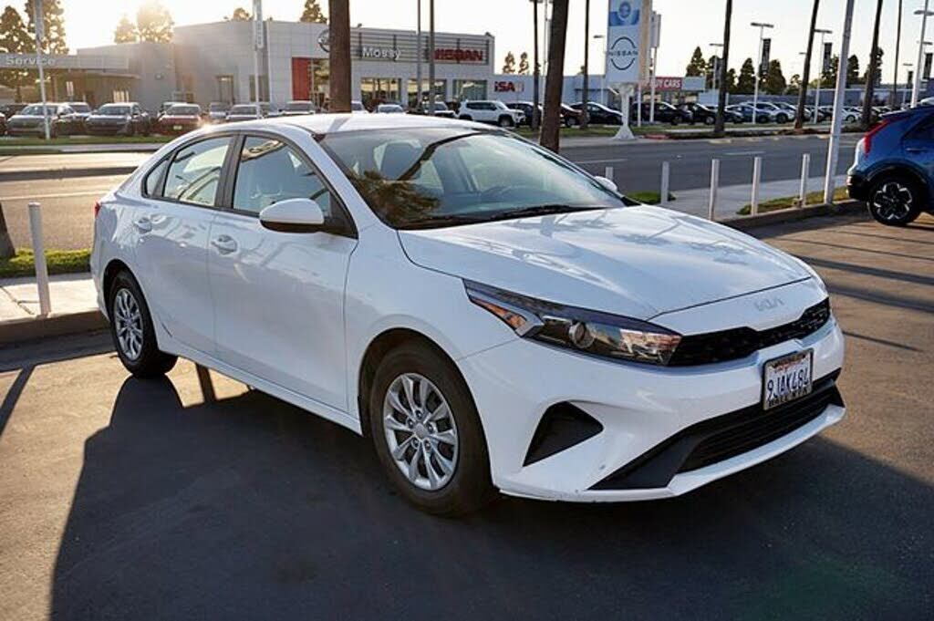 2023 KIA Forte