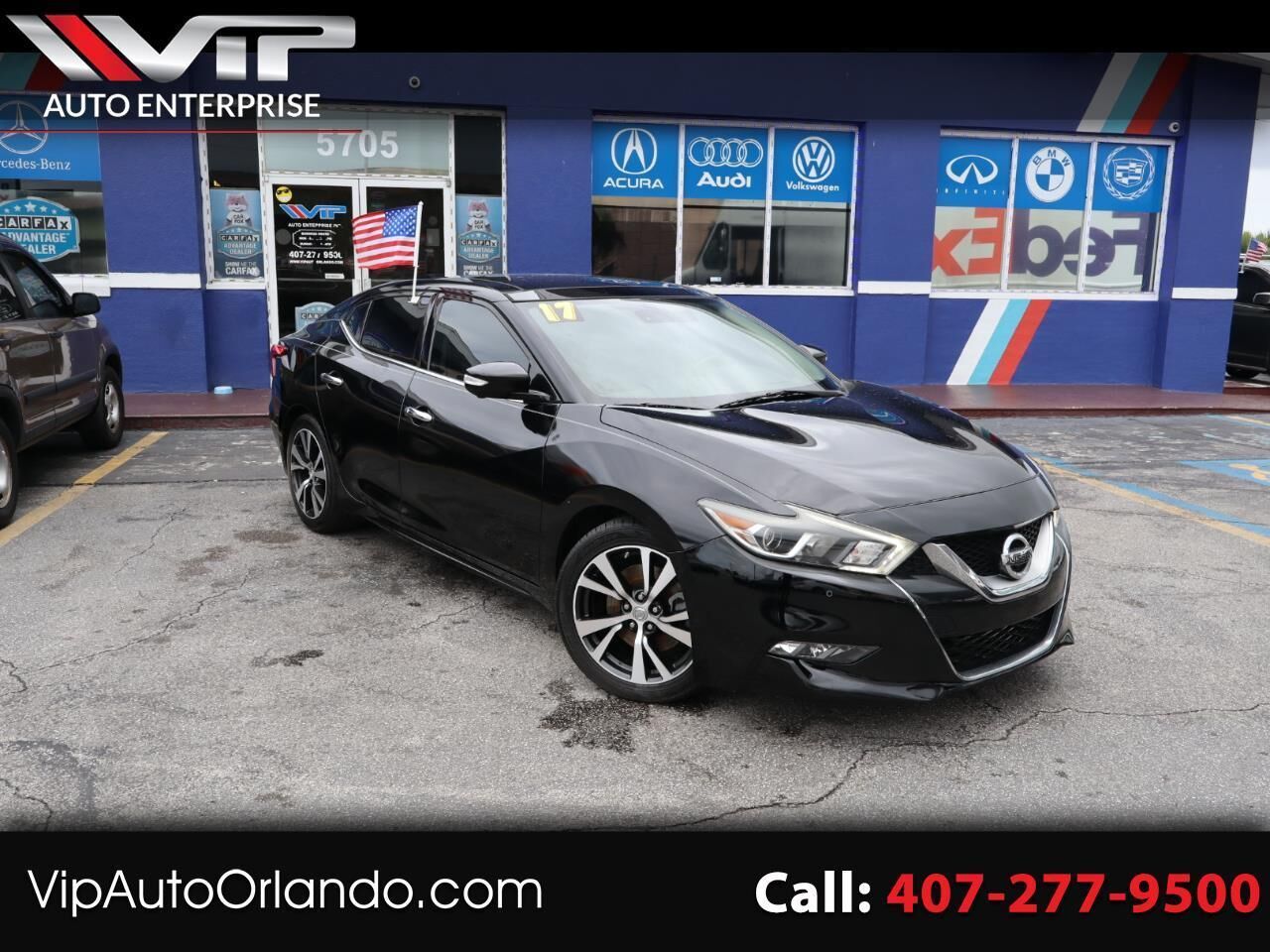 2017 NISSAN Maxima
