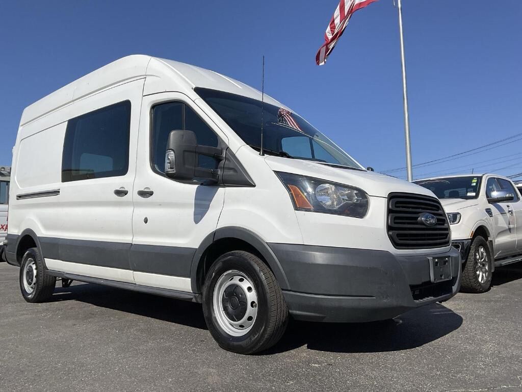 2015 FORD Transit