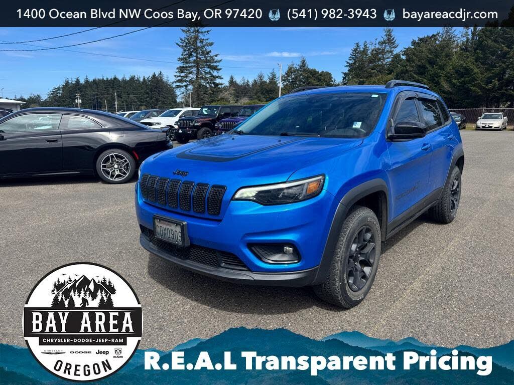 2022 JEEP Cherokee