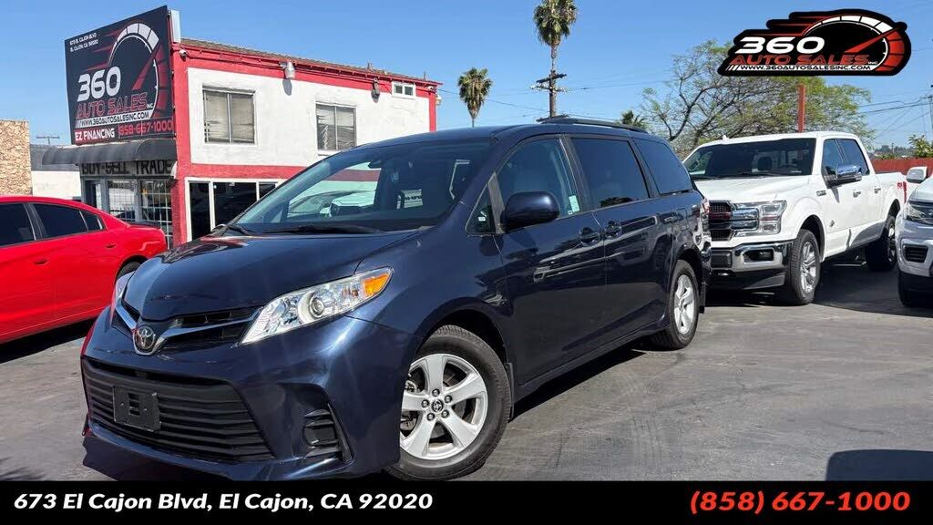 2020 TOYOTA Sienna