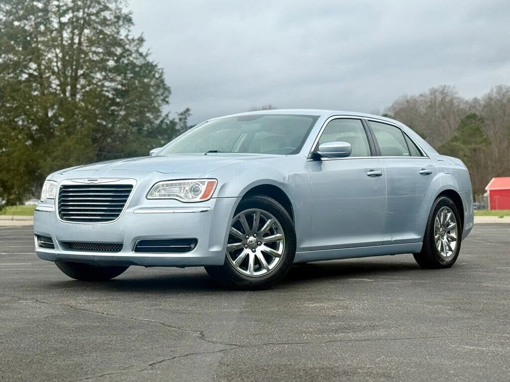 2013 CHRYSLER 300