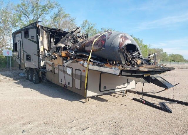 2015 FOREST RIVER Spartan Toy Hauler