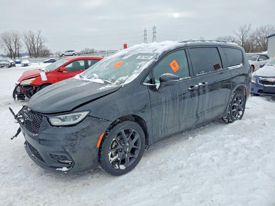 2022 CHRYSLER Pacifica