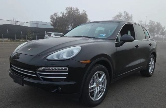 2014 PORSCHE Cayenne