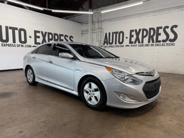 2012 HYUNDAI Sonata