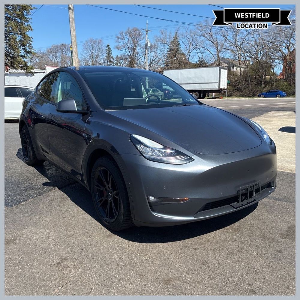 2022 TESLA Model Y