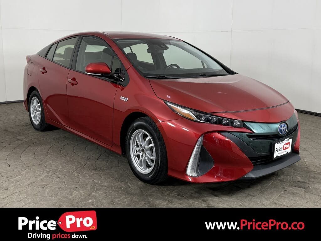 2018 TOYOTA Prius
