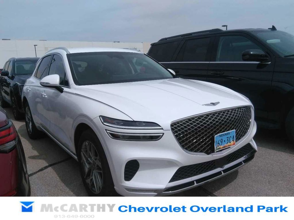 2025 GENESIS GV70