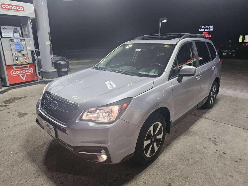 2017 SUBARU Forester