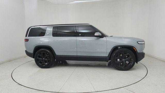 2024 RIVIAN R1S