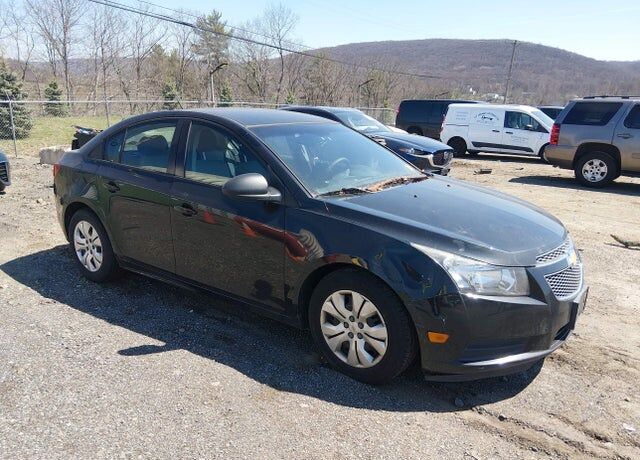 2013 CHEVROLET Cruze