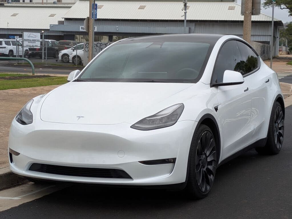 2022 TESLA Model Y