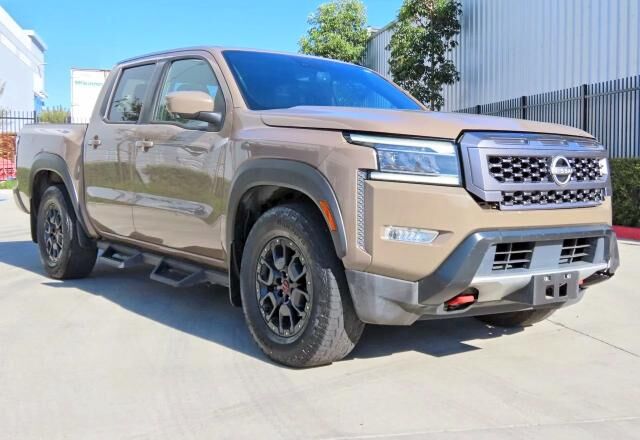 2022 NISSAN Frontier