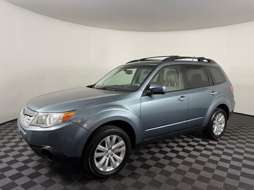 2013 SUBARU Forester