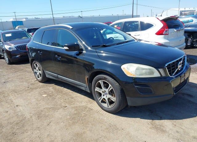 2011 VOLVO XC60
