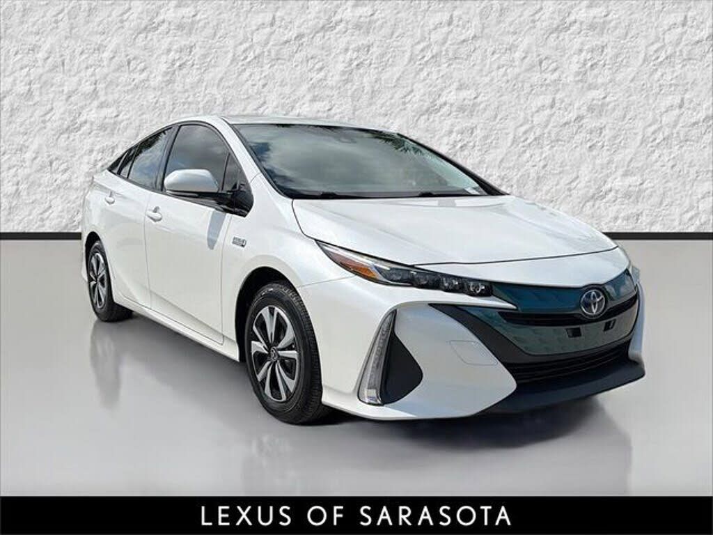 2019 TOYOTA Prius