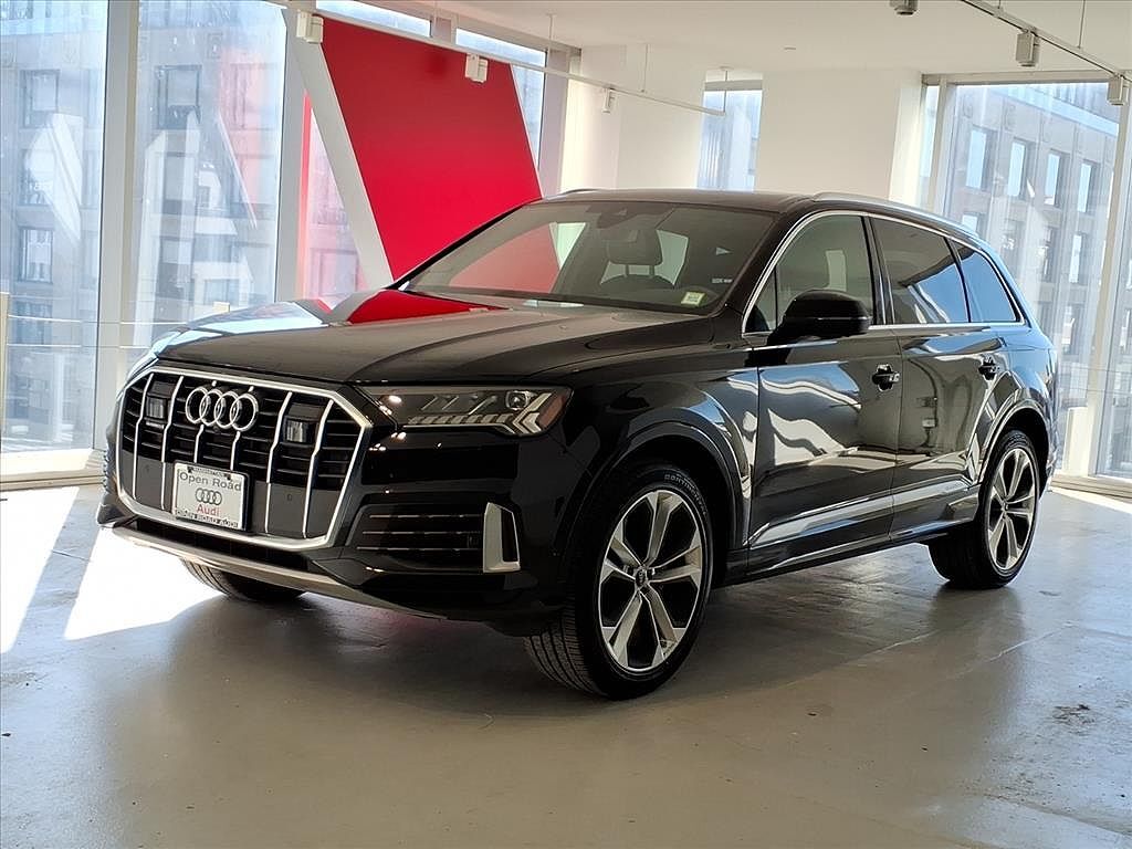 2023 AUDI Q7