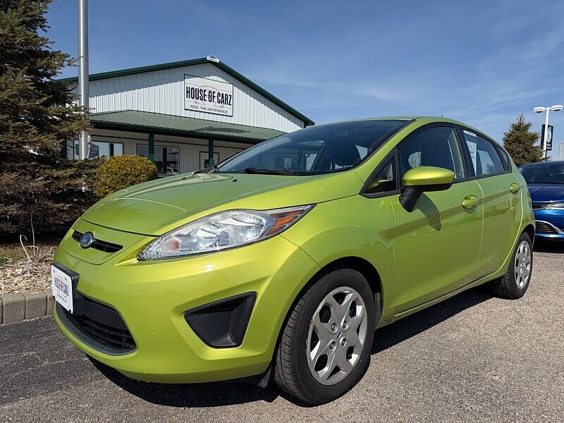 2011 FORD Fiesta