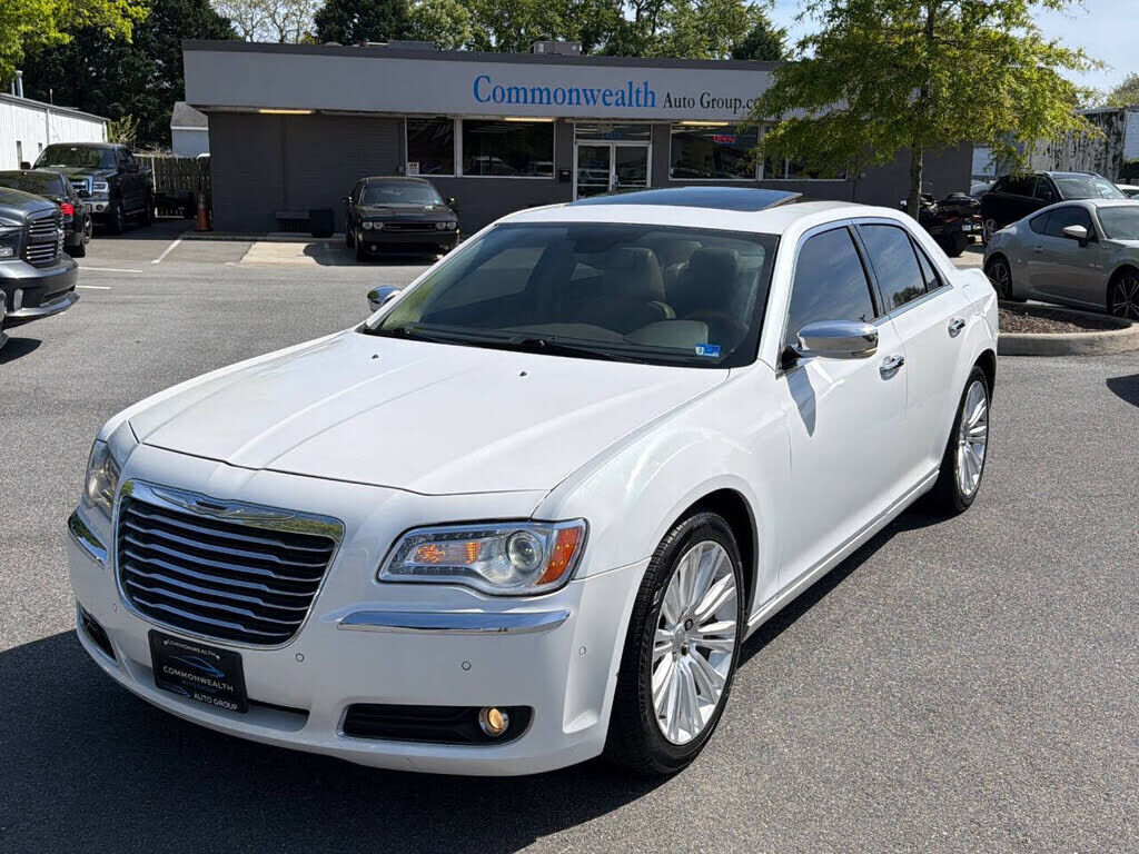 2013 CHRYSLER 300