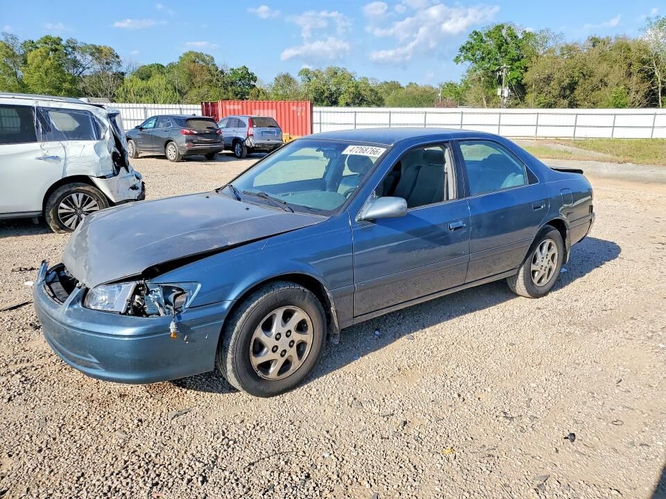 2001 TOYOTA Camry