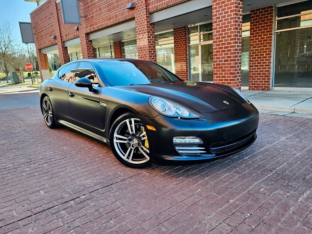 2011 PORSCHE Panamera