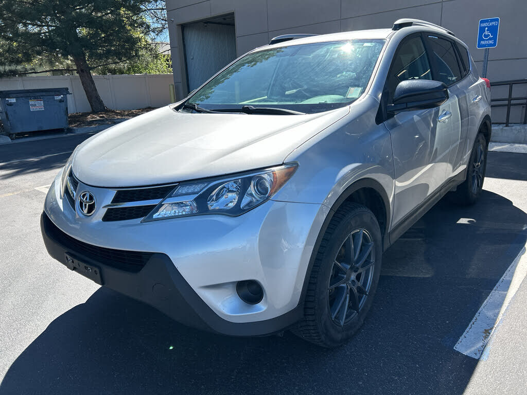 2015 TOYOTA RAV4