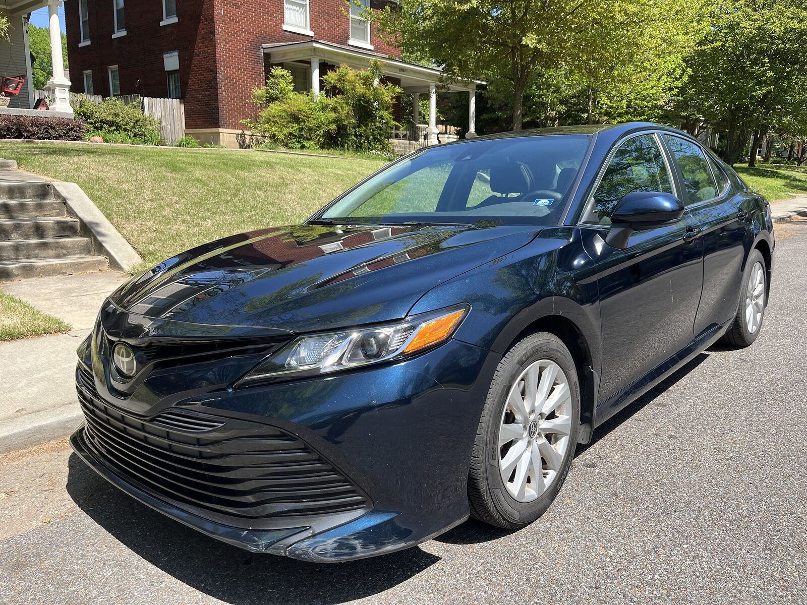 2020 TOYOTA Camry