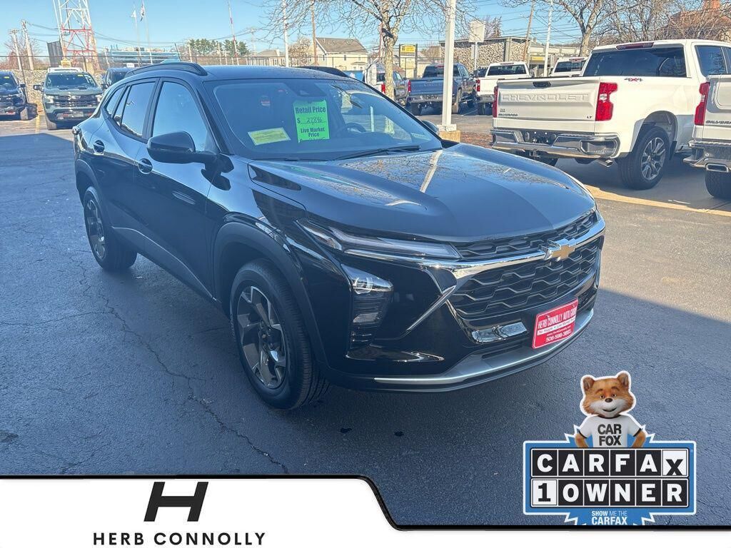 2026 CHEVROLET Trax