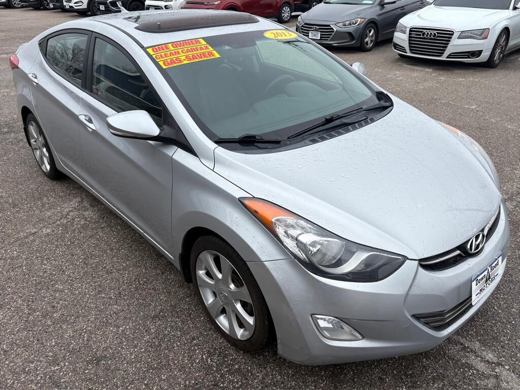 2013 HYUNDAI Elantra