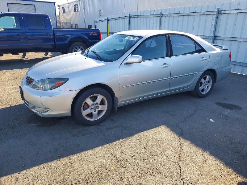 2003 TOYOTA Camry