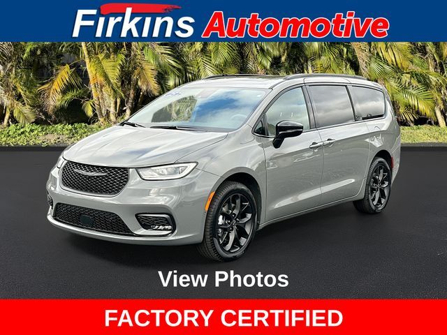 2025 CHRYSLER Pacifica