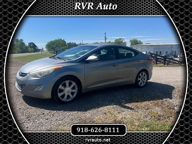 2012 HYUNDAI Elantra