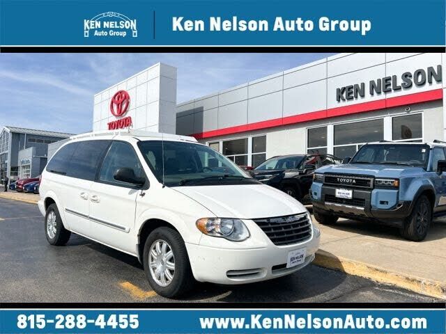 2006 CHRYSLER Town and Country