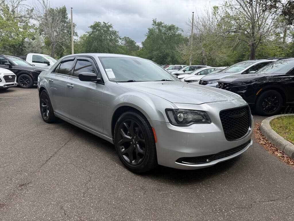 2021 CHRYSLER 300