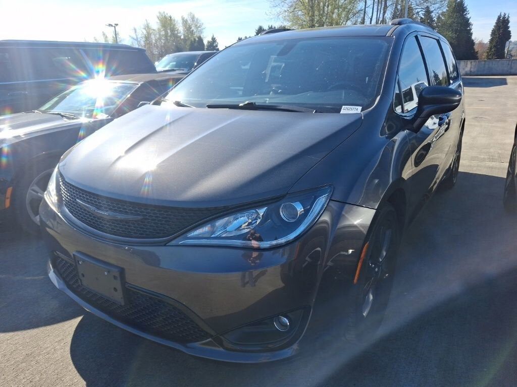 2019 CHRYSLER Pacifica