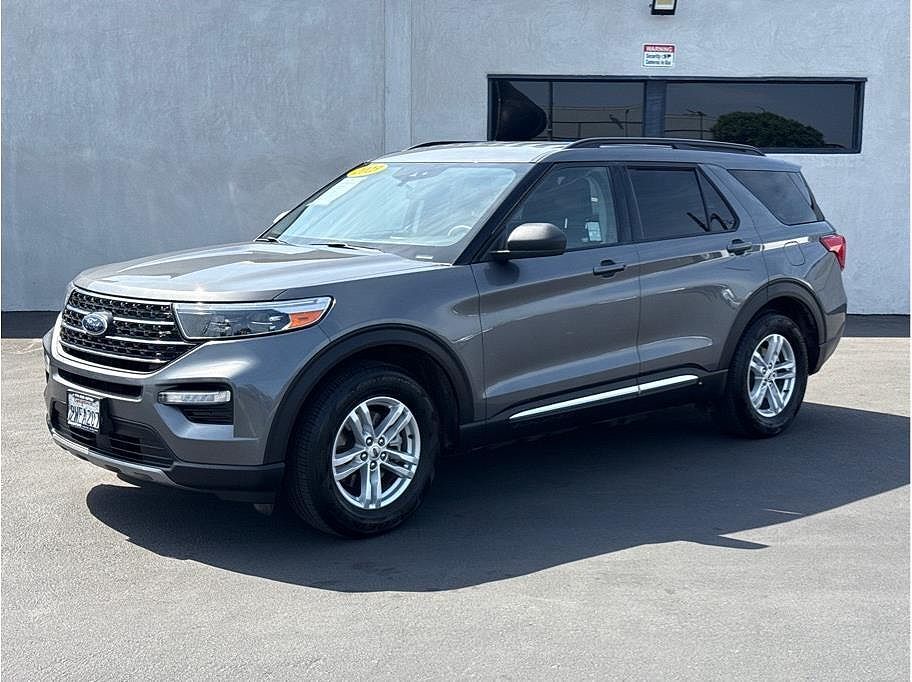 2023 FORD Explorer