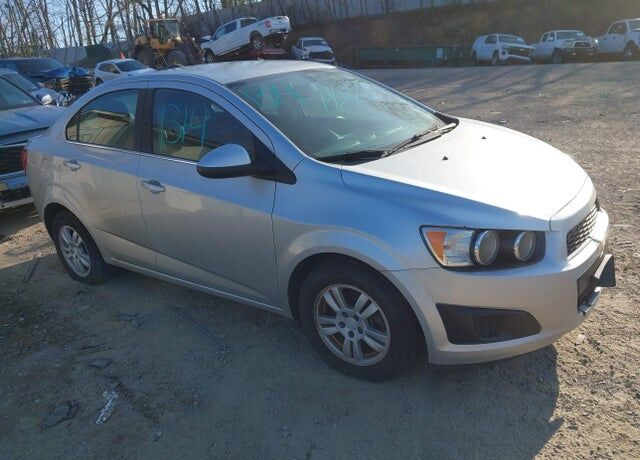 2015 CHEVROLET Sonic