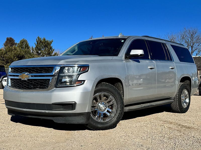 2017 CHEVROLET Suburban