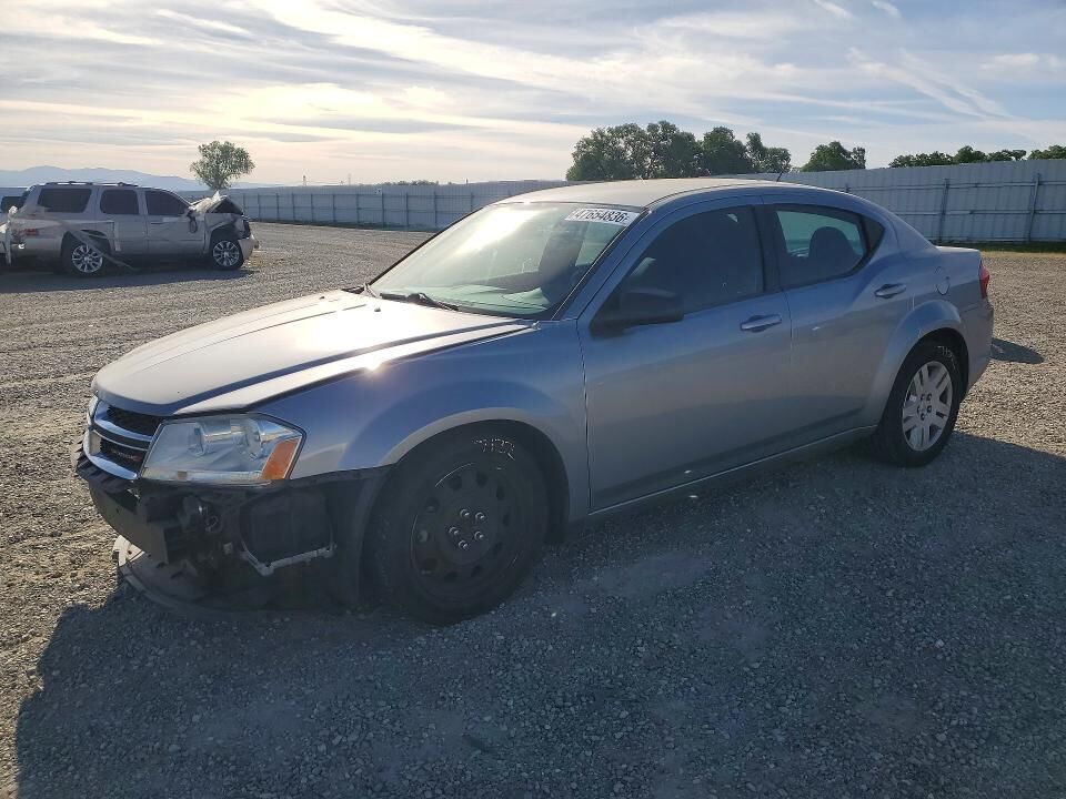 2014 DODGE Avenger