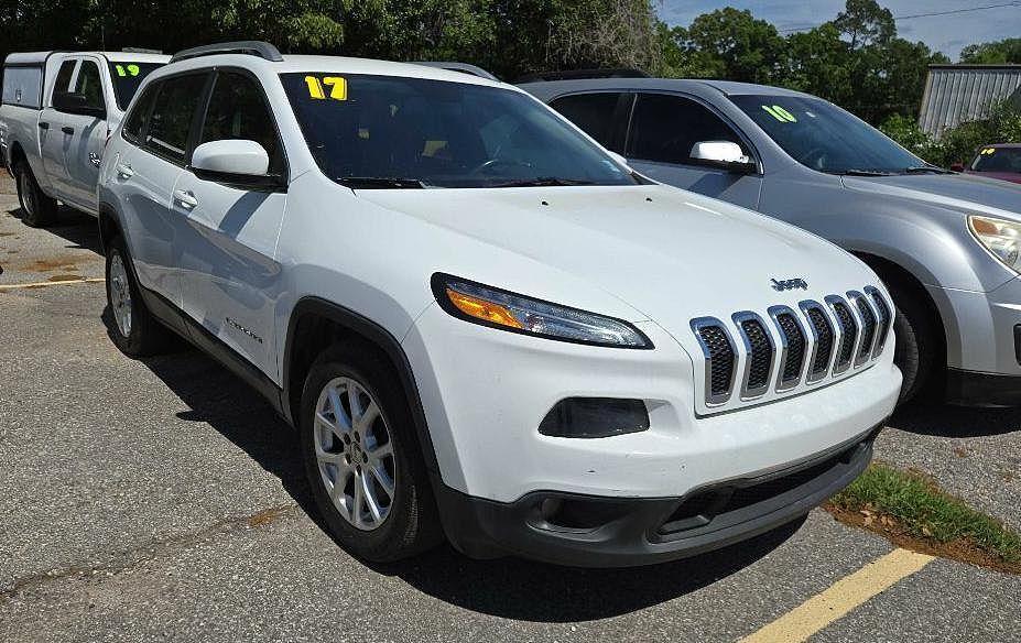 2017 JEEP Cherokee